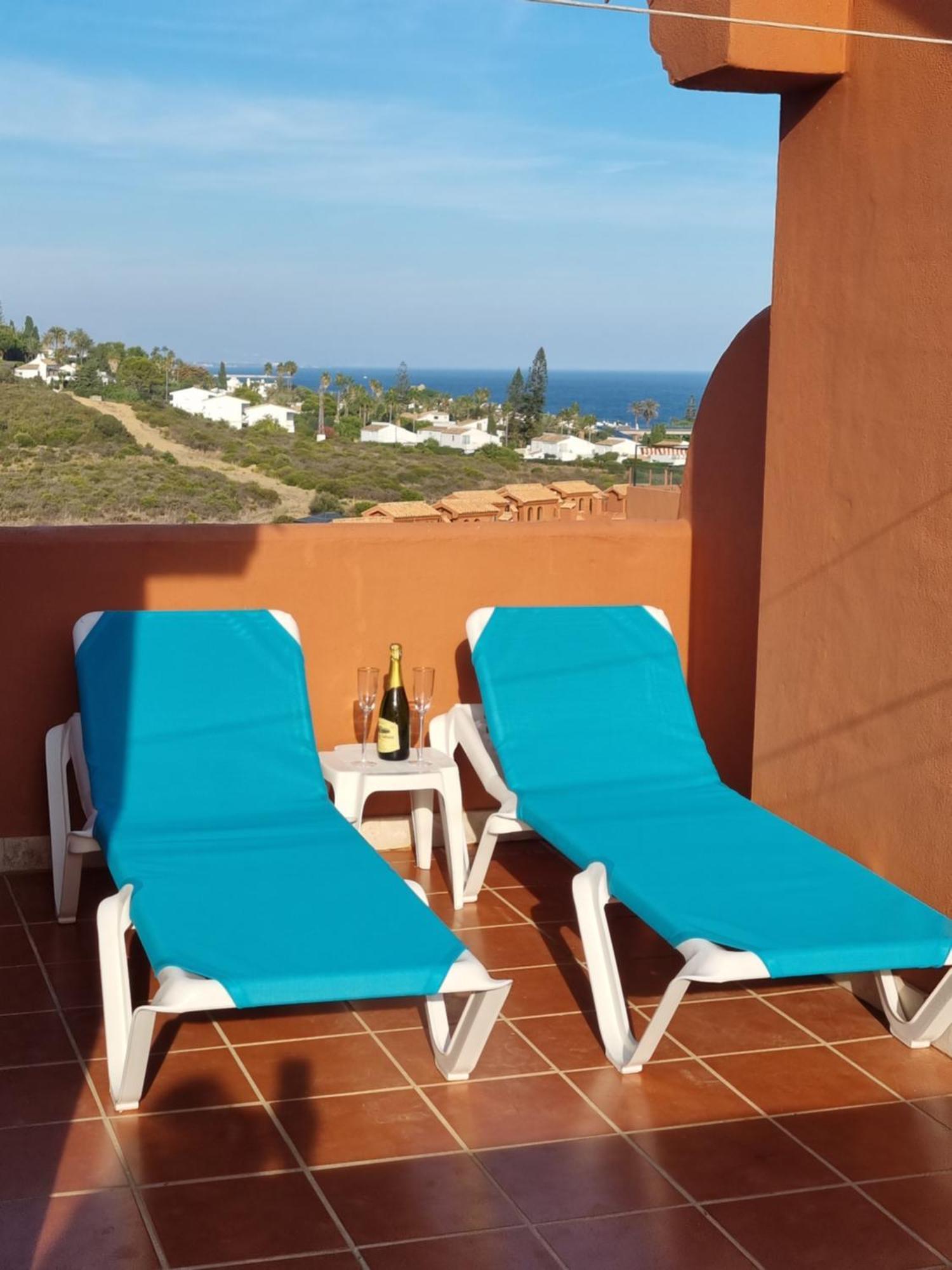 Sea View Penthouse Apartment With Hot Tub - Casa Bella Vista, Buenas Noches , Естепона Екстер'єр фото